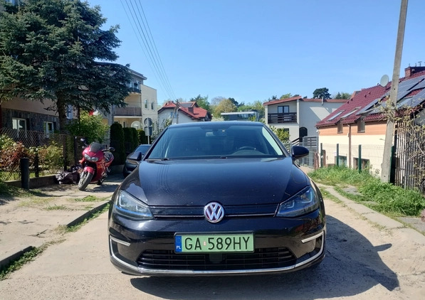 Volkswagen Golf cena 39000 przebieg: 143568, rok produkcji 2015 z Gdynia małe 37